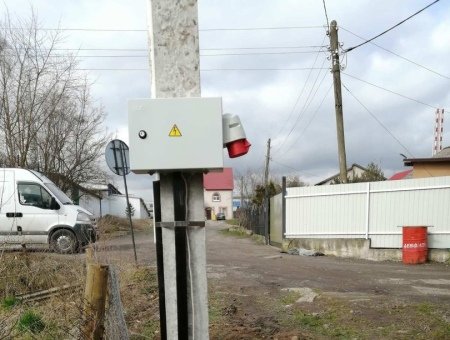 В п. Родники подключили участок к электросетям Янтарьэнерго