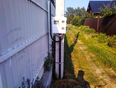 В поселке Взморье подключили частный дом к электросетям