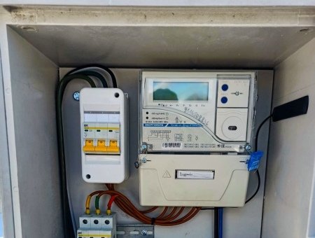 В поселке Переславское подключили участок к электросетям